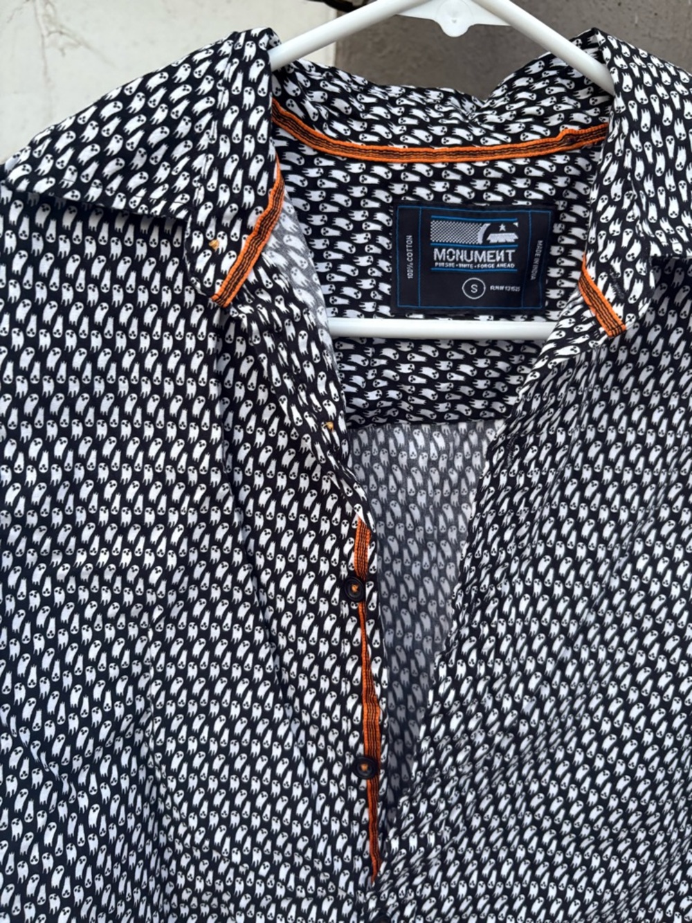 Men’s Black & White Printed Button-Up Shirt